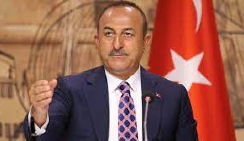 تشاووش أوغلو يؤكد حاجة تركيا لإقامة حوار بناء مع سوريا