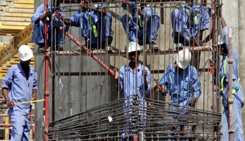تعديل جديد في قانون العمل الإماراتي يثير انتقادات واسعة