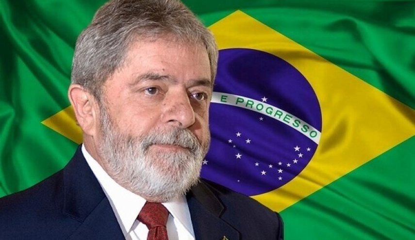  لولا دا سيلفا يفوز بانتخابات الرئاسة في البرازيل

