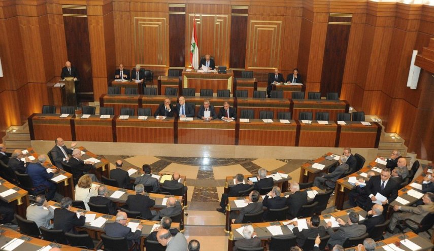پارلمان لبنان پنجشنبه فرمان میشل عون درباره کابینه میقاتی را بررسی می‌کند