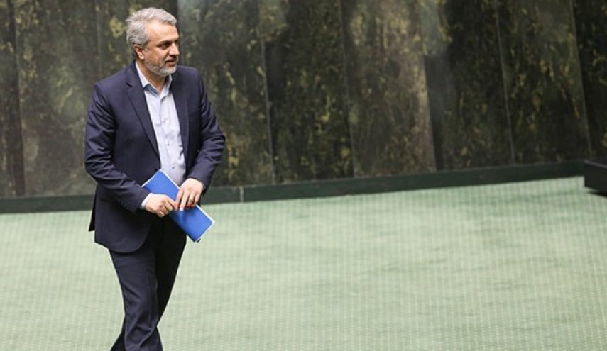 البرلمان الايراني يجدد الثقة بوزير الصناعة والمناجم والتجارة