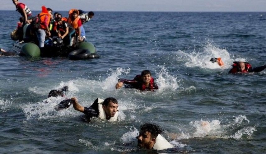إنقاذ 4 فلسطينيين ناجين من قارب غرق قبالة سواحل اليونان