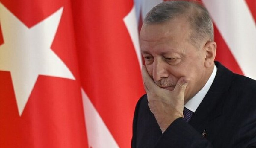 اردوغان: با حمایت تانک‌ها و نظامیان خود، تروریست‌ها را ریشه کن می‌کنیم