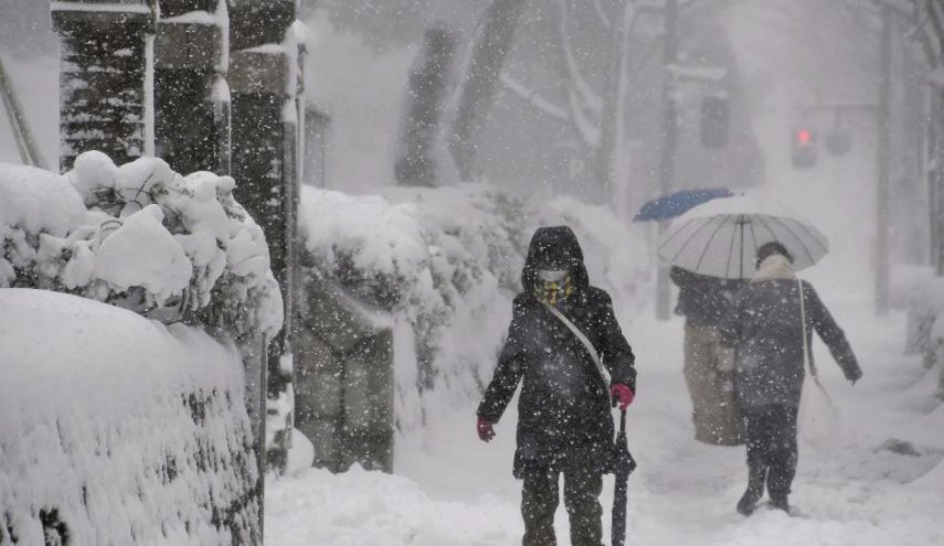 32 قتلى جراء الطقس السيء في اليابان وأميركا وكندا