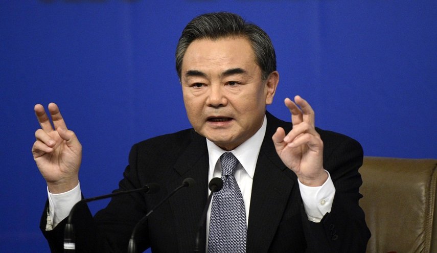 وزير الخارجية الصيني يعلن عزم بلاده إعادة ضبط العلاقات مع امريكا واوروبا

