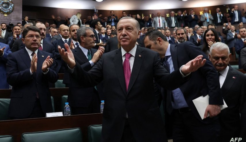 اللجنة الدستورية بالبرلمان التركي تقبل مقترح قانون الحجاب