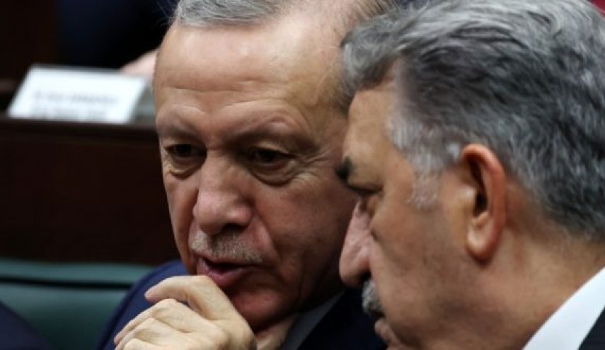 إردوغان متمسّك بالتطبيع مع سوريا..
