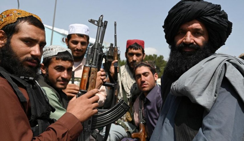 طالبان 2 عضو داعش را در کابل از پای درآورد