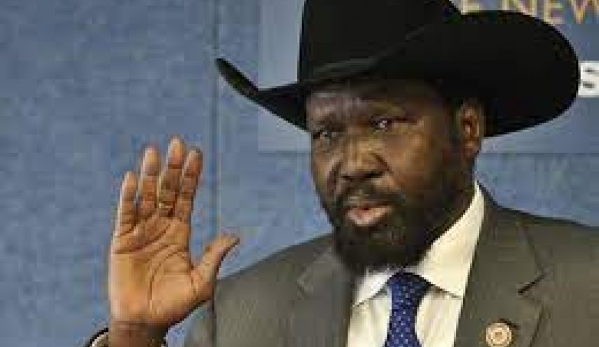 رئيس جنوب السودان يقيل وزيري الدفاع والداخلية
