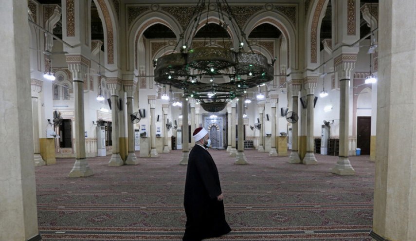 السلطات المصرية تتخذ قرارا بخصوص حرمة المساجد لأول مرة في تاريخ البلاد

