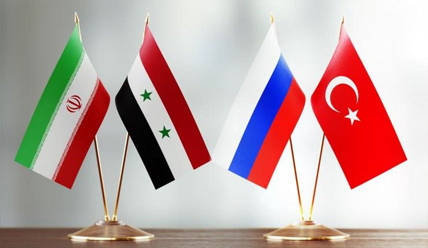 لافروف يعلن عن تحضيرات لاجتماع وزراء خارجية روسيا وسوريا وتركيا وإيران