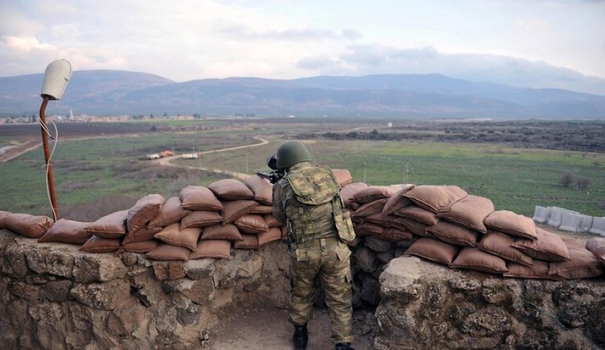 إصابة 4 جنود أتراك في هجوم شمالي سوريا