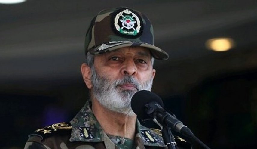 قائد الجيش الايراني: قادرون على مواجهة أية قوة معادية