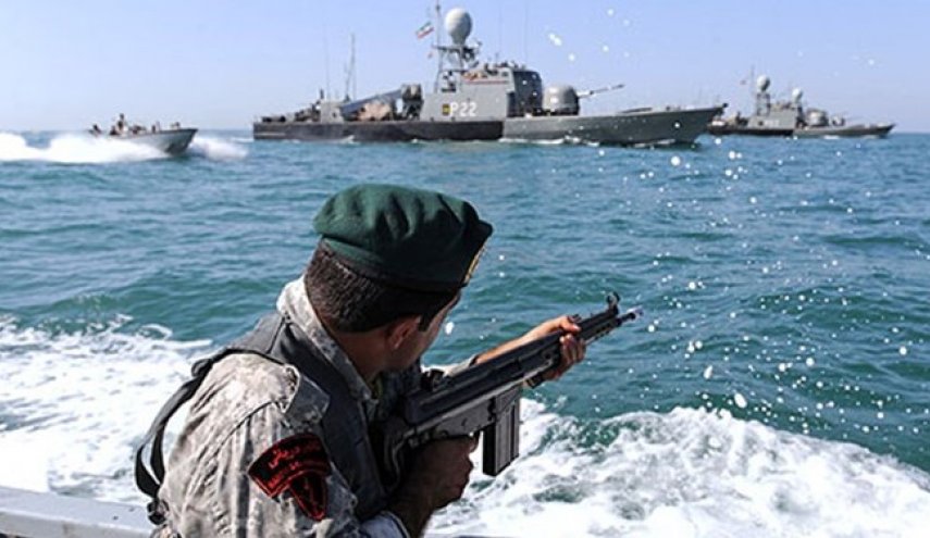 الأدميرال سياري: تواجد البحرية الايرانية في المياه الدولية يوفر الأمن ويظهر قوة ايران