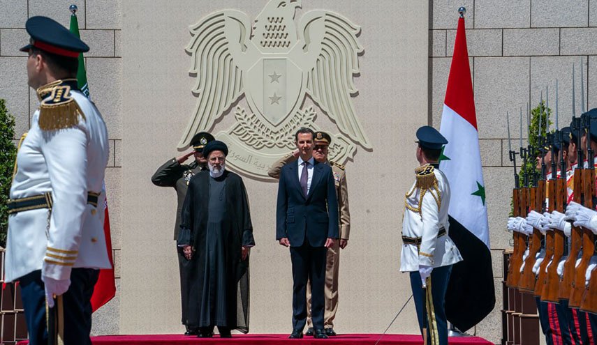 الرئيس السوري يستقبل الرئيس الإيراني إبراهيم رئيسي في دمشق