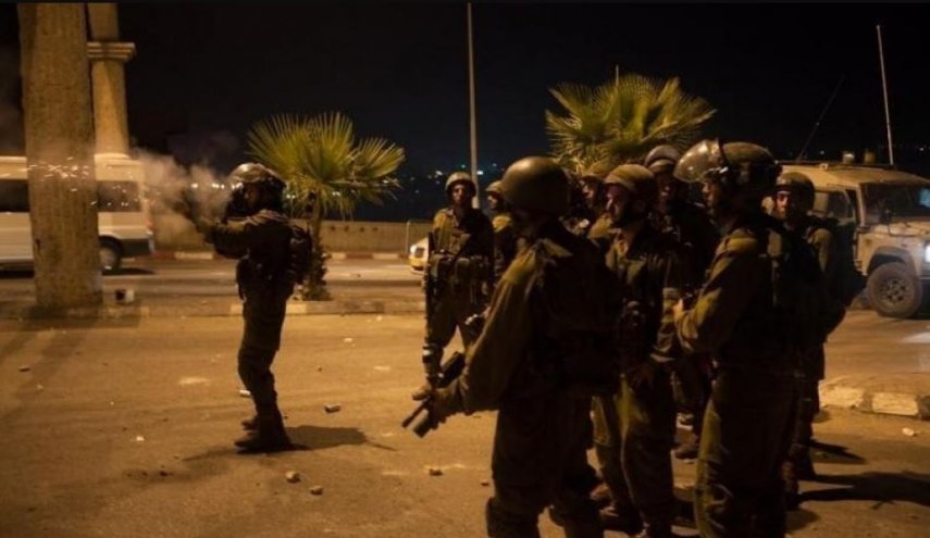 التصعيد الإسرائيلي في الأراضي المحتلة.. حملة مداهمات واعتقالات في الضفة