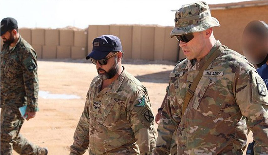 قائد 'جيش سورية الحرة' يتلقى تبليغا بإقالته..