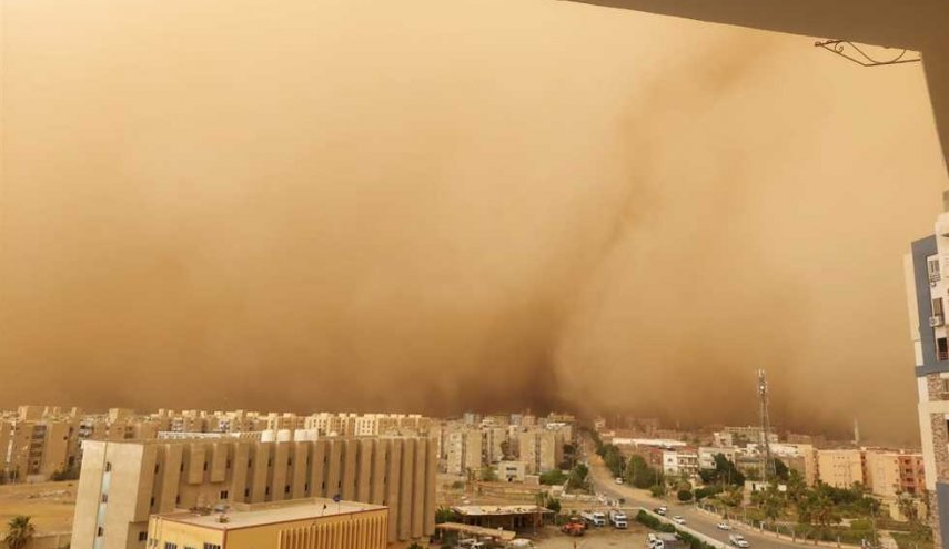 مصرع وإصابة 5 أشخاص في مصر بسبب موجة الطقس السيئ