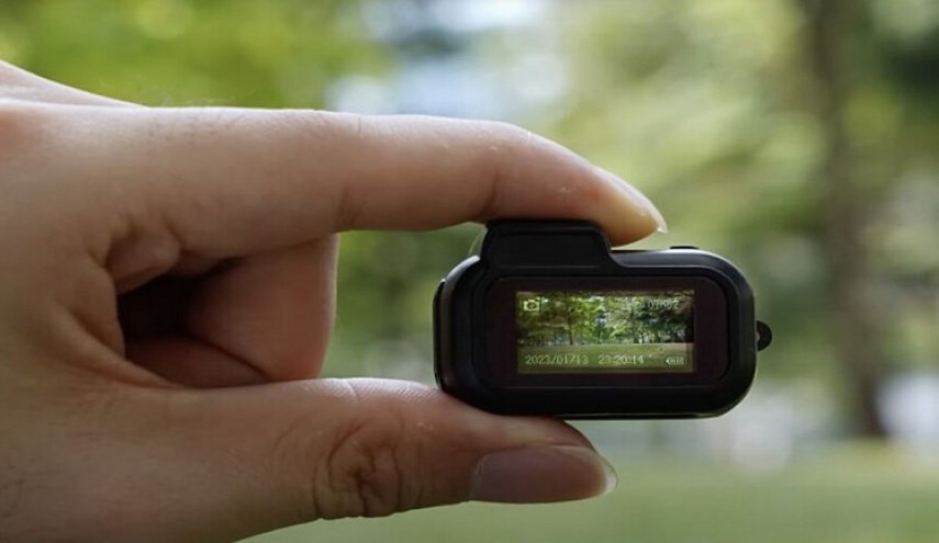 اليابان تعرض أصغر كاميرا في العالم