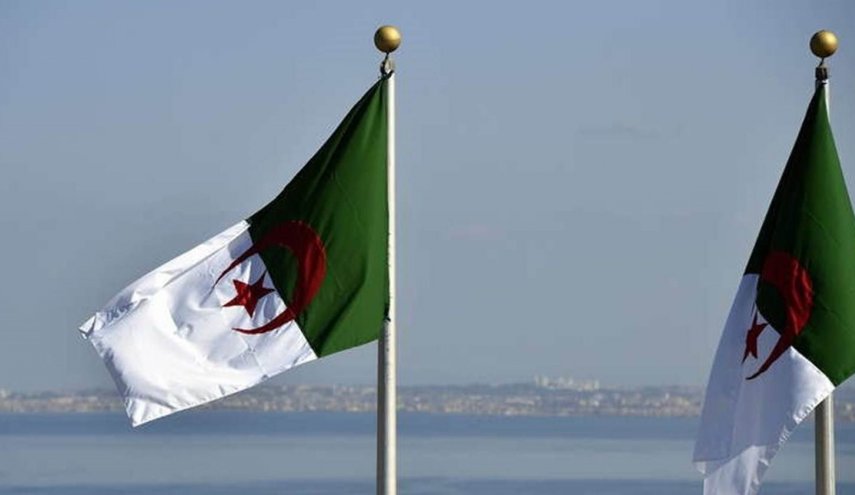 حادث سير مروع في الجزائر يؤدي بحياة 34 شخصا 