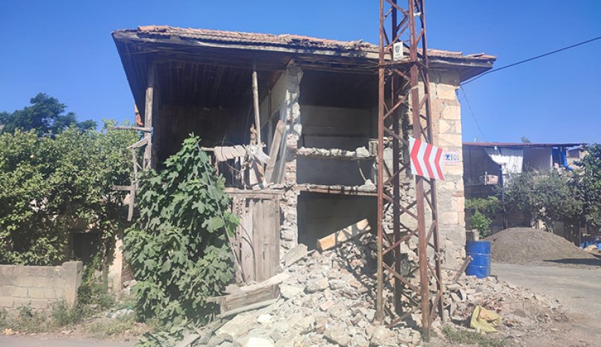 زلزال بقوة 5.7 درجة يضرب ولاية أضنة في تركيا