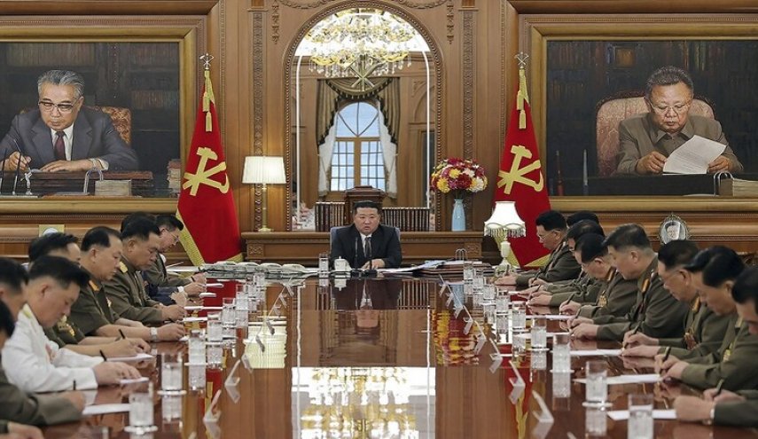 خبير يكشف السبب المحتمل للتغيير الأخير في قيادة الجيش الكوري الشمالي
