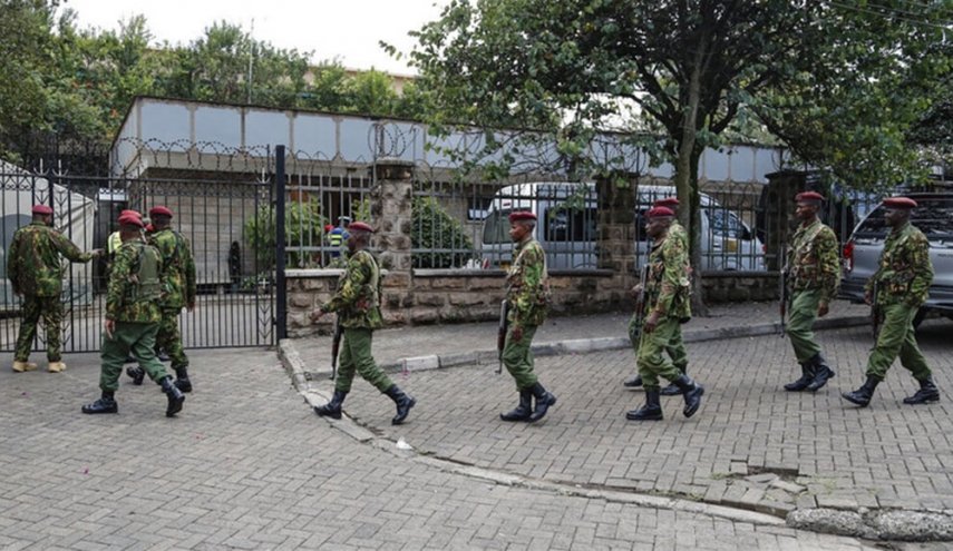 كينيا تعيد النظر بوجود القوات البريطانية على أراضيها