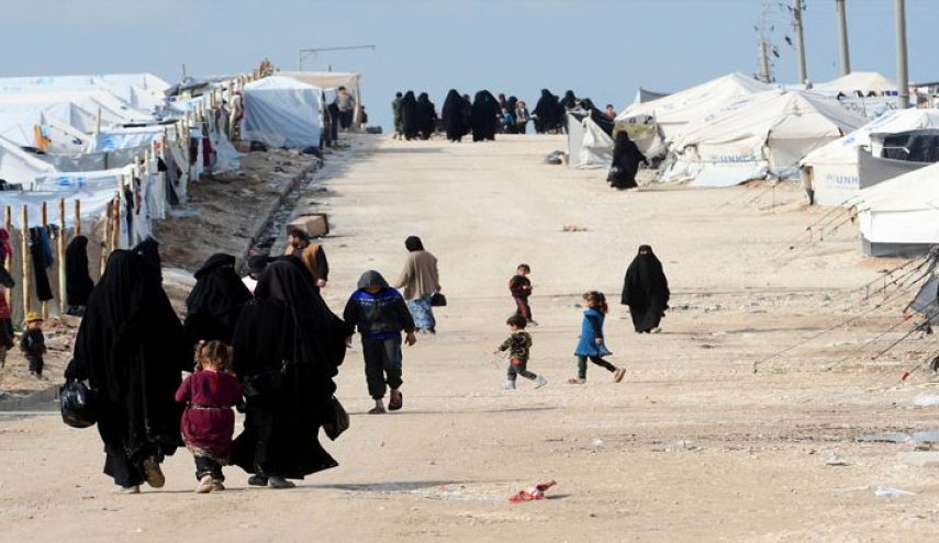 وفد عراقي يزور مخيم الهول في ريف الحسكة