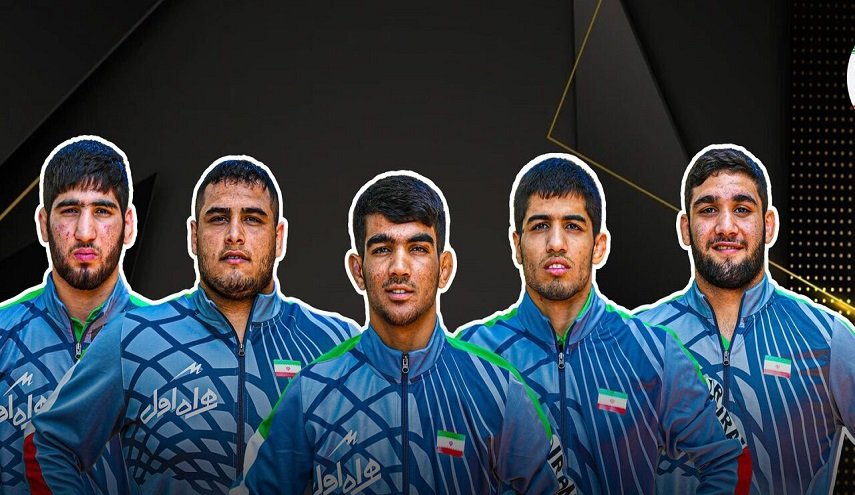 ميداليات ملونة على صدور الرياضيين الإيرانيين + صور