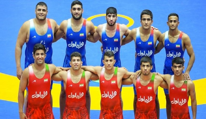 المنتخب الإيراني للمصارعة الرومانية يفوز ببطولة شباب العالم