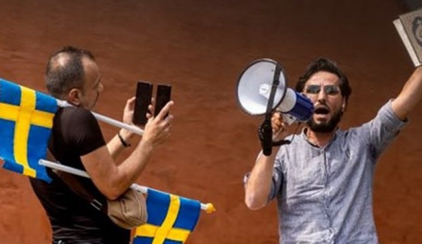 فرد موهن به قرآن کریم در سوئد، مورد ضرب و شتم قرار گرفت+فیلم