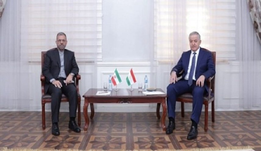 السفير الإيراني يقدم أوراق اعتماده لوزير خارجية طاجيكستان
