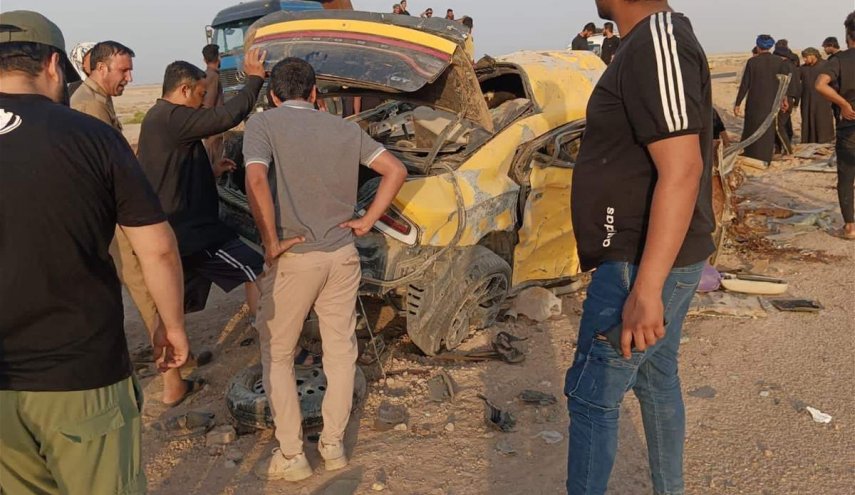 بينهم إيرانيون.. مصرع وإصابة 12 زائراً بحادث سير بميسان العراق