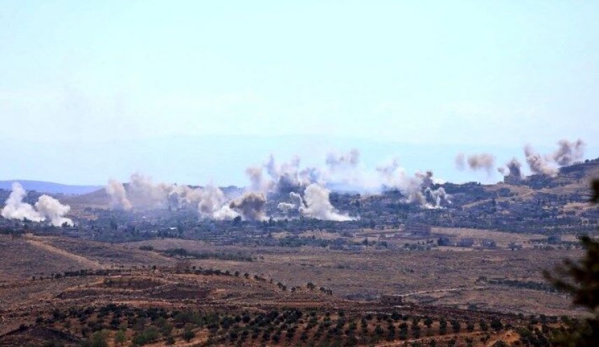 الجيش السوري يقصف مواقع الإرهابيين في إدلب

