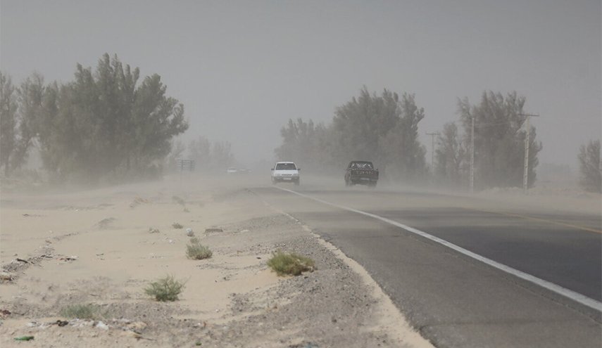 تعاون إيراني-عراقي للحد من العواصف الرملية والترابية