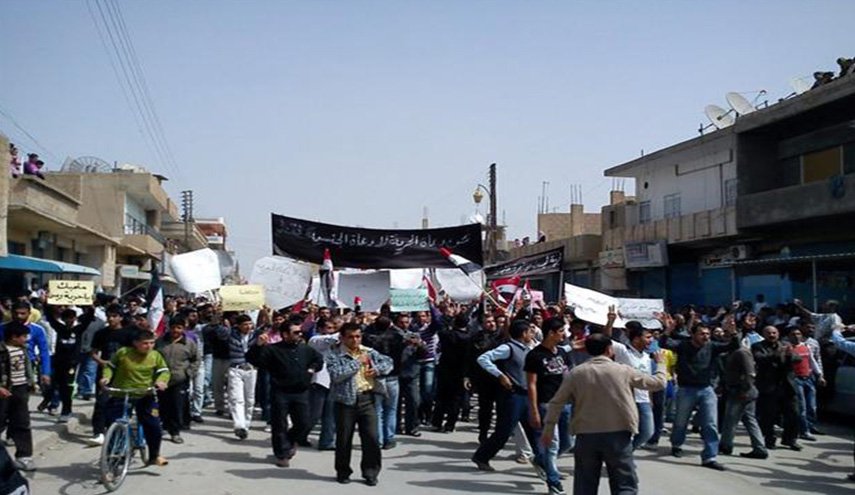 مظاهرات في القامشلي السورية احتجاجا على سياسيات 