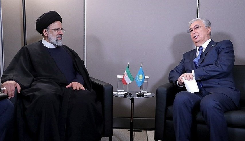 رئيسي يؤكد على تسريع التنفيذ الكامل للاتفاقات بين إيران وكازاخستان