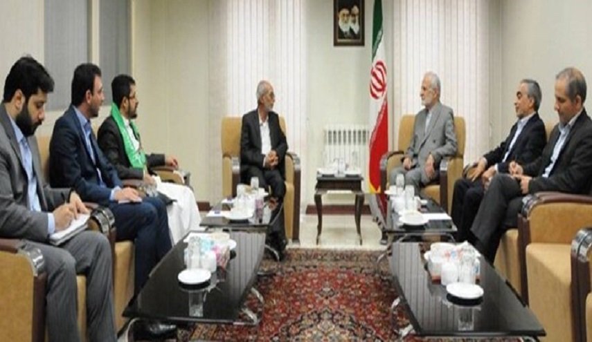 خرازي يؤكد على استمرار دعم إيران للشعب اليمني المظلوم
