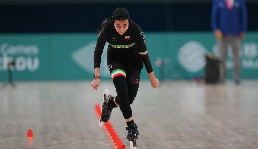 لاعبة إيرانية تحصد فضية التزلج بدورة الألعاب الآسيوية