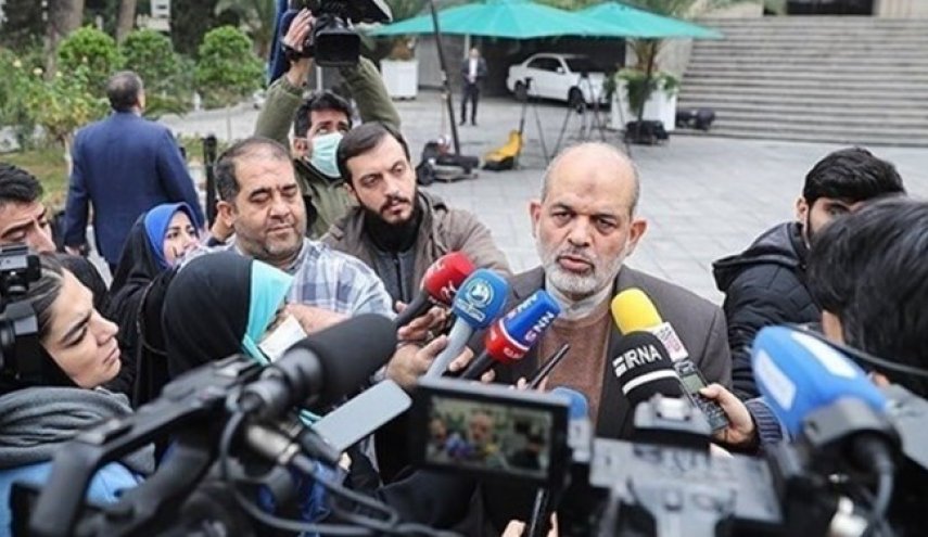 حكومة ايران تتخذ قرارا لحسم موضوع المهاجرين غير الشرعيين