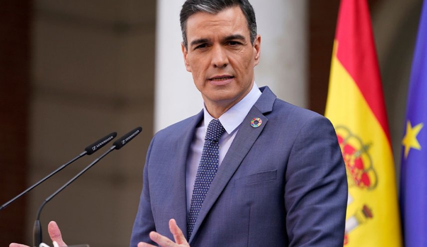 إسبانيا لم تتراجع عن تصريحات رئيس حكومتها بشأن جرائم الاحتلال 