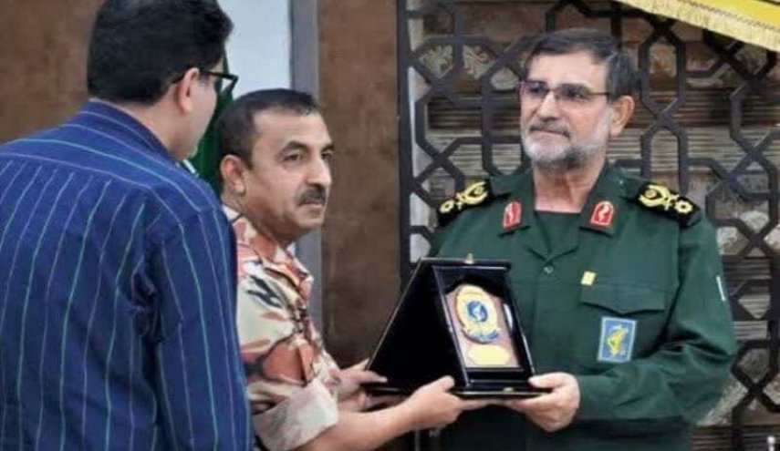 الأميرال تنكسيري یلتقي نائب رئیس الأركان العامة للجيش العماني