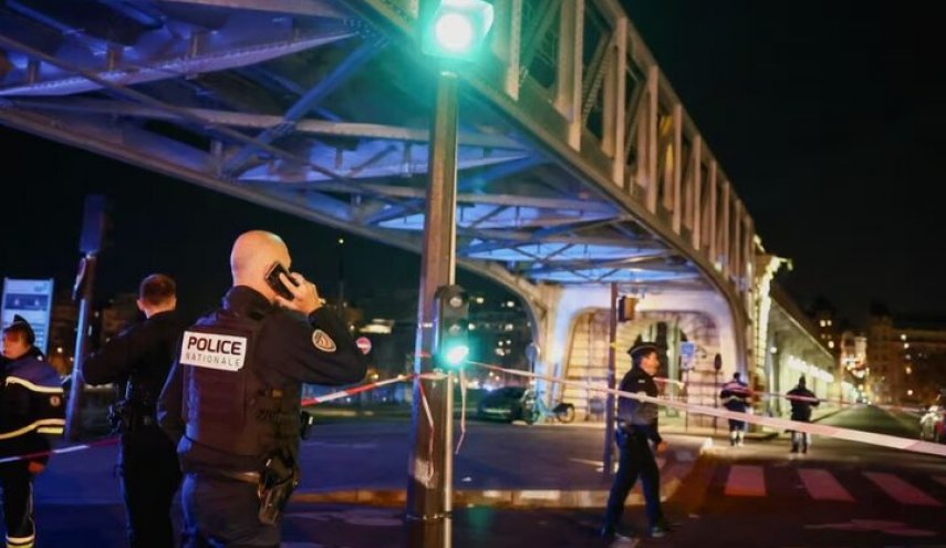 چاقوکشی در نزدیکی «برج ایفل» فرانسه؛ ۳ نفر کشته و زخمی شدند