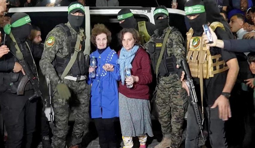 مكتب نتنياهو يكشف عدد الرهائن الذين ما زالوا على قيد الحياة بغزة