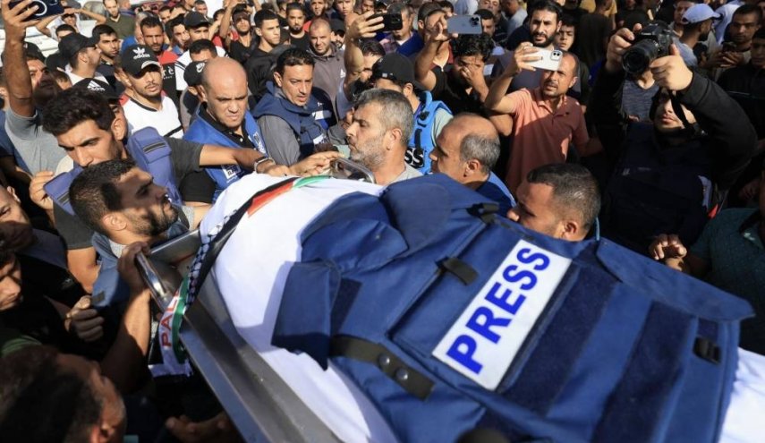 استشهاد  100 صحافي منذ بدء العدوان على غزة