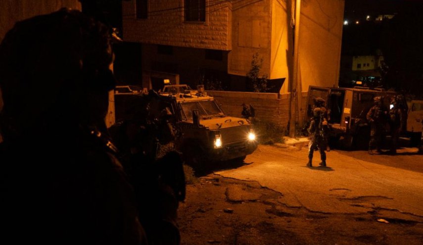 إصابات واعتقالات وهجوم 'اسرائيلي' على محلات الصرافة في الضفة