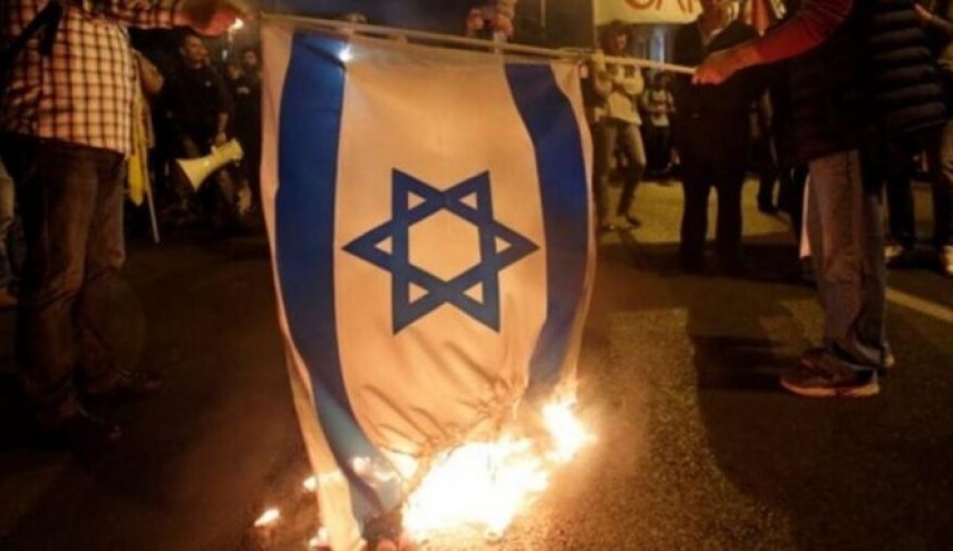 نماینده اردن پرچم رژیم صهیونیستی را آتش زد