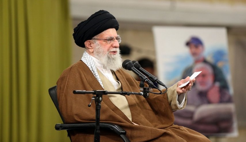 قائد الثورة الاسلامية: نبض العالم الاسلامي اليوم يدق في غزة


