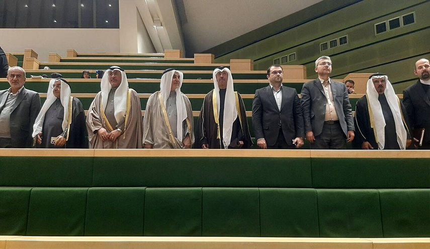 مجموعة الصداقة البرلمانية الكويتية تتفقد مجلس الشورى الإيراني  