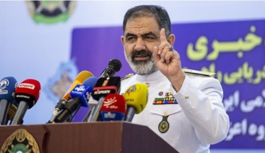 الإدميرال إيراني: تجهيز البحرية الايرانية بصواريخ مداها ١٠٠٠ كلم